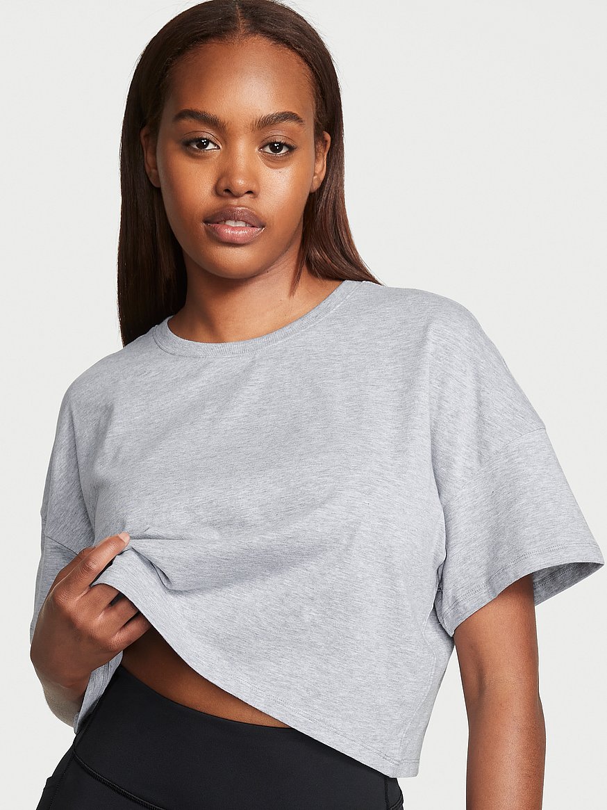 unveiling crop top t shirt secrets discover style and comfort